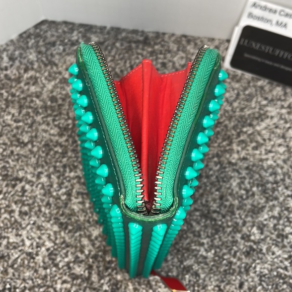 Authentic Christian Louboutin green Pannatone spike wallet limited edition - Picture 6 of 12